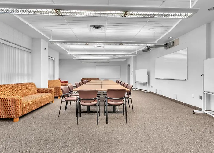 Residence & Conference Centre - London
