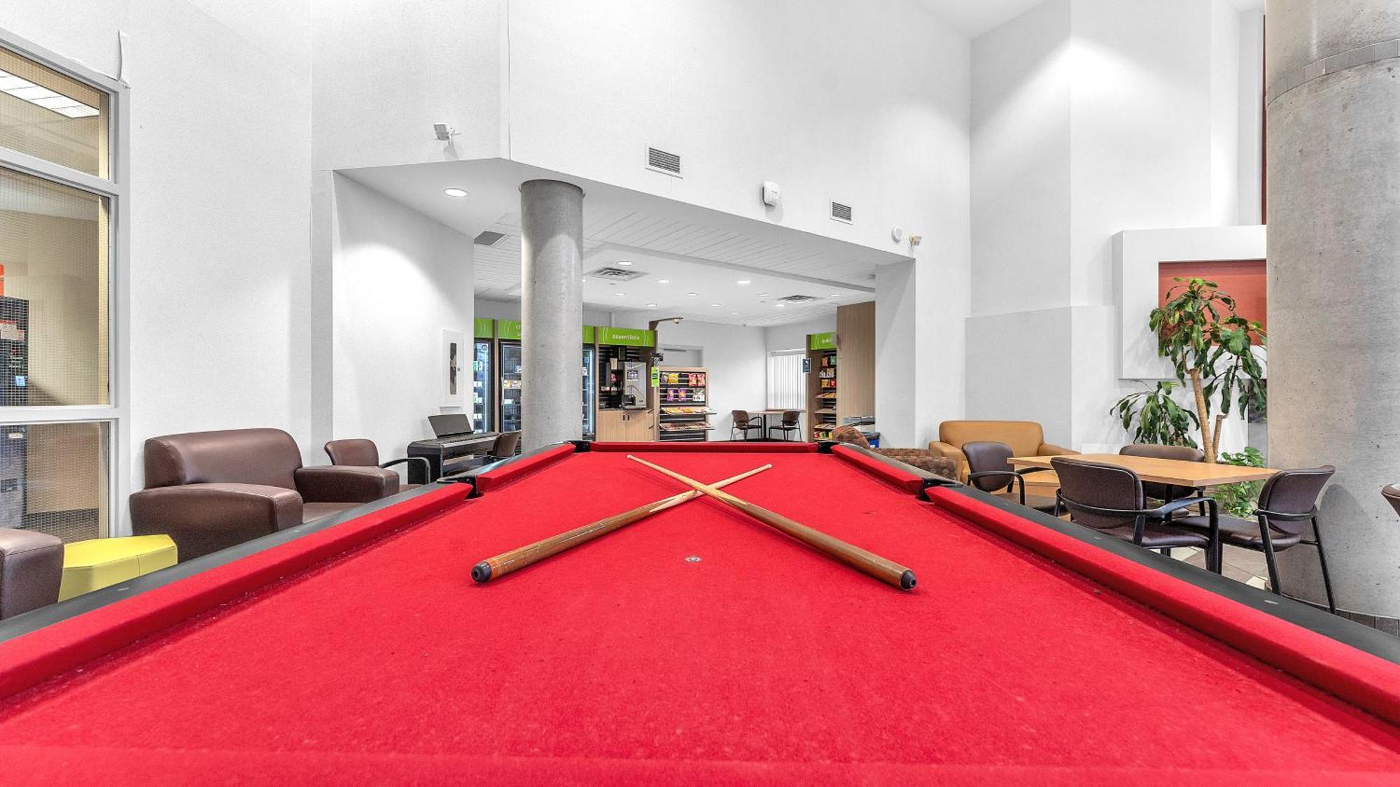 Aparthotel Residence & Conference Centre - London London